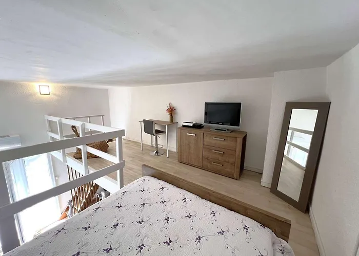 Lejlighed Le Costabella - Pour 4 Personnes A 5 Minutes De La De L'almanarre A